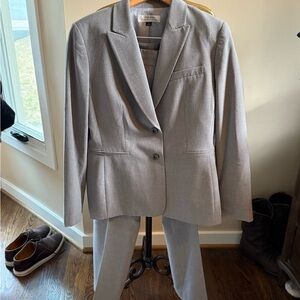 Tahari Women's Gray Suit